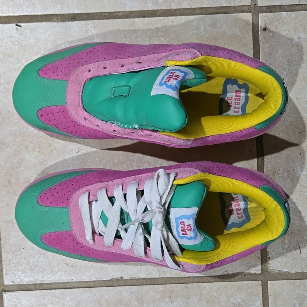 Vintage ice-cream skate shoes  decent condition size 9 m